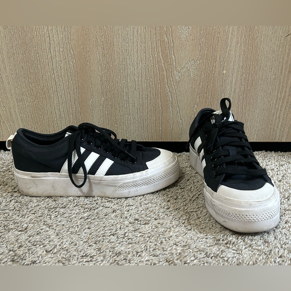 Adidas Nizza Platform Sneakers Black White Stripes Lace Up Women's Size 9.5 Y2K